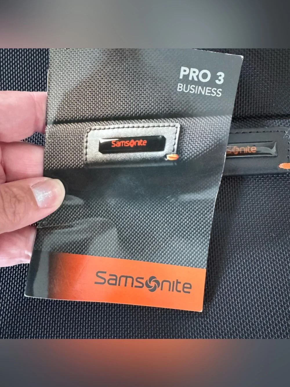 NWT SAMSONITE PRO BUSINESS 3 Laptop Messenger Bag in Black